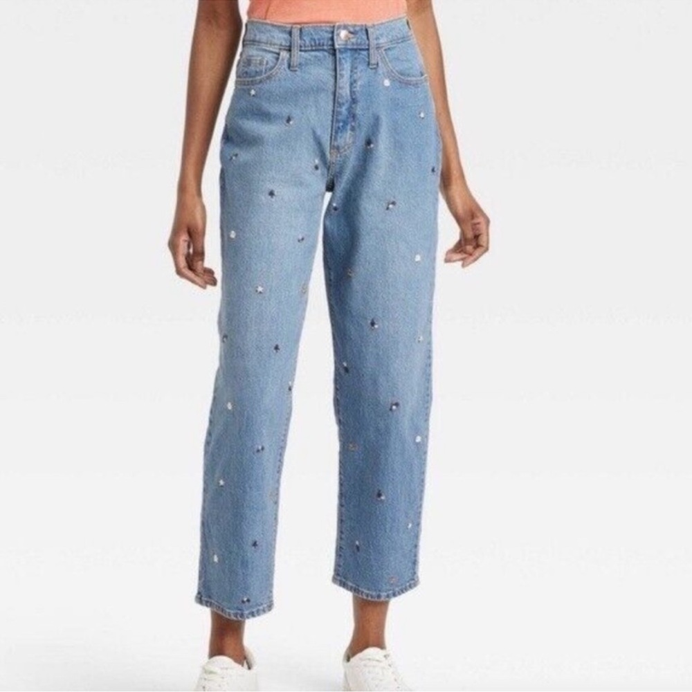 Universal Threads Jeans with Embroidered Flowers Size 00